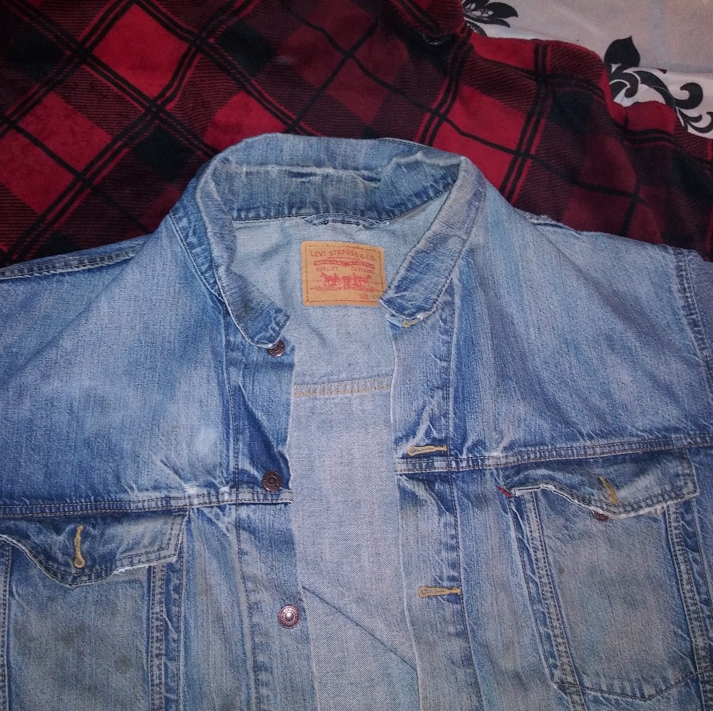 Mens Levi Jean Jacket Broken In
